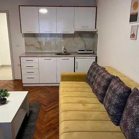 Apartman Mijailovic 3 *